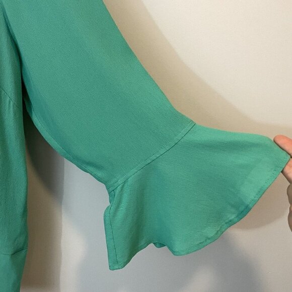 Flutter Sleeve Top Sz X Kelly Green Blouse Shirt Lightweight NWT In Every Story - Picture 7 of 11